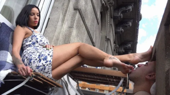 REA - The City Under My Feet - Footstool And Footworship - FULL CLIP (2 Parts).webp