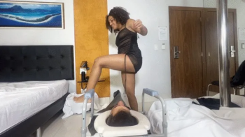 THIS IS THE PERFECT PLACE TO GIRLS FARTS By SUZY B, JENICE BLOND AND DANIEL SANTIAGO CAM BY ALINE FULL HD.webp