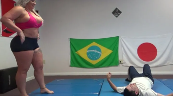 GGStrongWoman33.webp