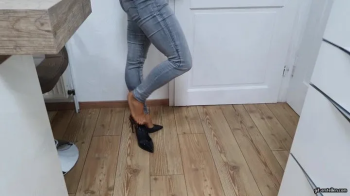 Apple puree in my High Heel and tights wmv 1280 x 720.webp