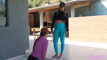 Licking Latinas Feet - LOLAH VIBE - Greedy licking of flip flops!.webp