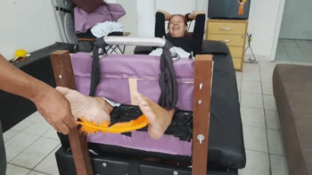 Tropical Foot Fetish Videos - Glaucia in extreme upper body tickling 2024.webp