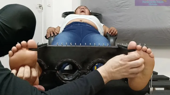 Muertas De Risa - Lisa begs non stop.webp
