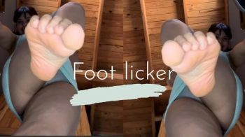 Caroline Honey - Foot licker dirty feet.webp