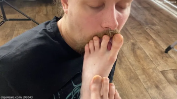 Yokai Goddess - Dirty sneakers soles, sweaty socks and bare feet worship.webp