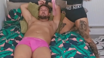 Yourfavecumslut - TICKLING MY BOYFRIEND.webp