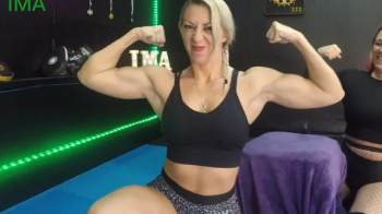 Max Academy - The Max House female Arm Wrestling Challenge.webp