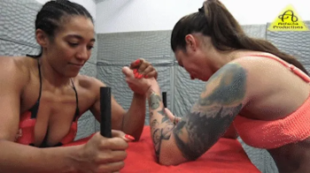 Antschas Wrestling And Fetish Store - Armwrestling Sativa vs Beatrice.webp