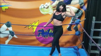 The Wrestling Amazons - Short mixed match by female bodybuilder.webp