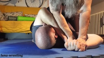 Luna-wrestling - Grappling 73.webp