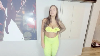 Fetish Factory Brazil Farting - THE PERSONAL TRAINER SNIFFING FARTS IN SECRET - BY BABE AND RAQUEL F.webp