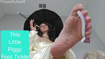 My Pretty Feet Store - Lady Dimitrescu Toe Separator Foot Tease.webp