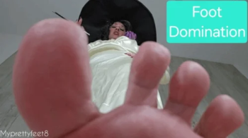 My Pretty Feet Store - Lady Dimitrescu POV Foot Worship.webp
