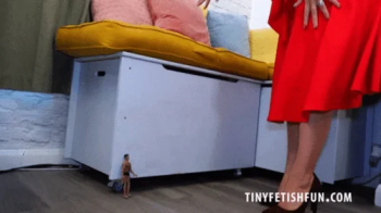 European Giantess - Tinyfetishfun - TFF1750 - Busty housewife Siobhan Graves finds a 10inch Man in h.webp