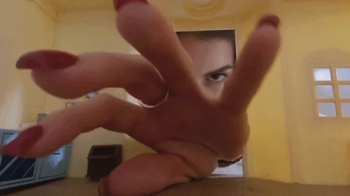 Winzlings Shrinking Clips - Maryana- Dollhouse Terror 6K VR360.webp