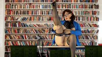 Regina Noir's Cunt Show - Giantess in library Solitude in the Stacks- A Day in the Life of a Solo Li.webp