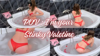 Katiekinky - Farting Queen in Red Leather.webp
