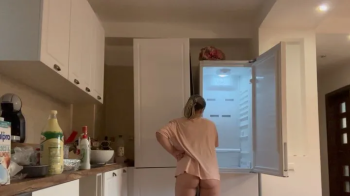 Nipsandstrips - Cleaning the fridge with me with lots of farts.webp
