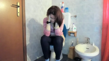 Nicoletta Embassi - Uncomfortable Moment 1080HD.webp