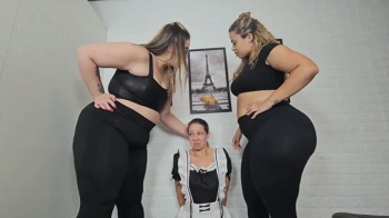Penelope Clip Store - THE WORST JOB EVER - BY ROSALIA AND BRITNEY HUNTER - PART 1.webp